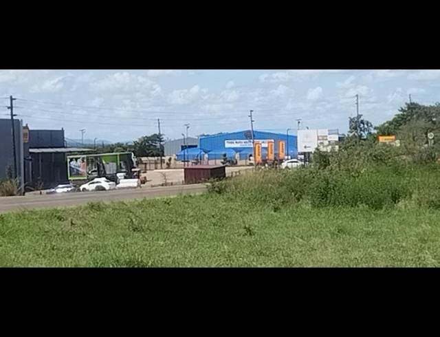 LAND FOR SALE IN MAKHUVHA B